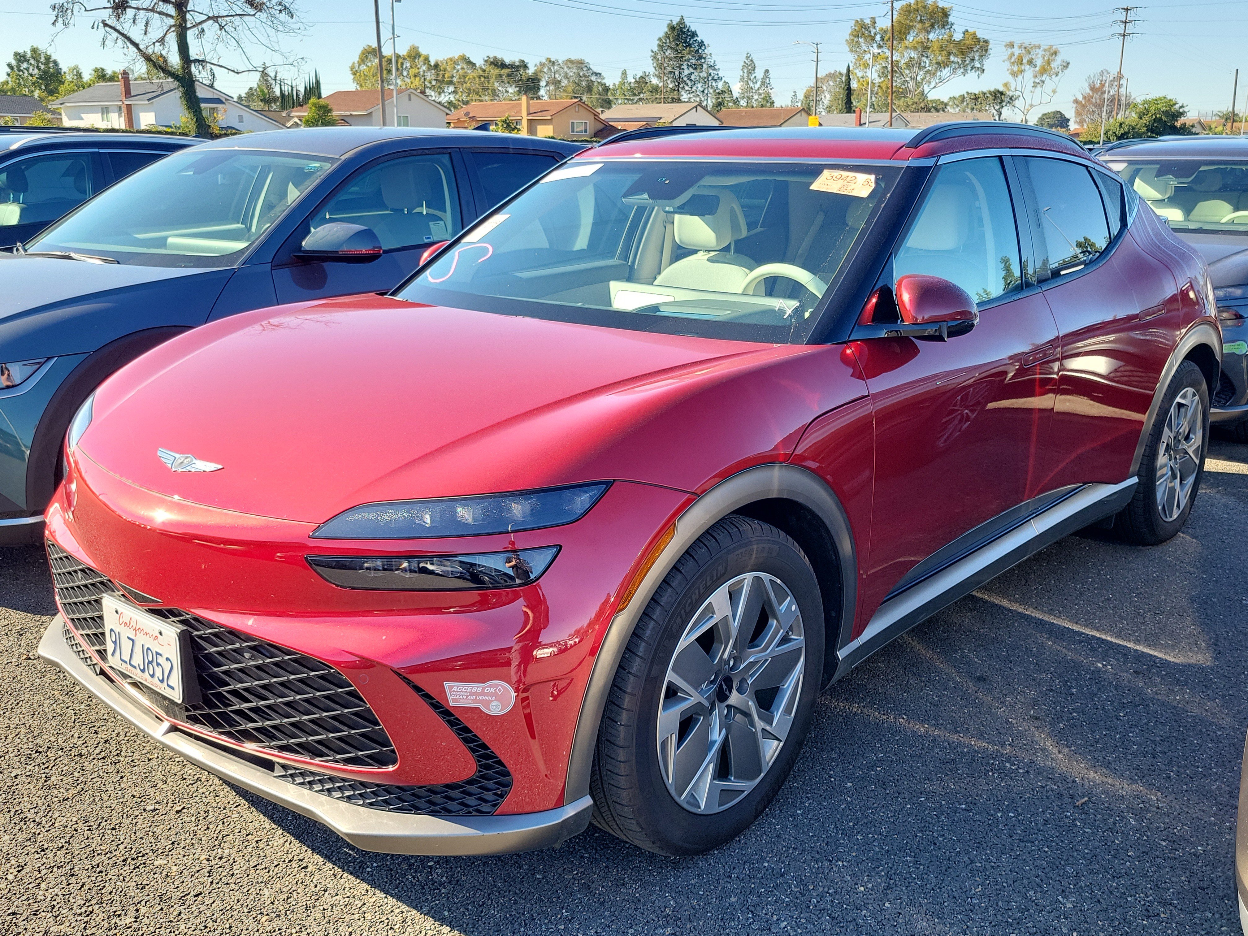 2024 GENESIS GV60 Standard's photo