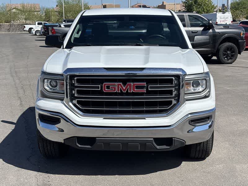 2017 Gmc Sierra Base photo 3