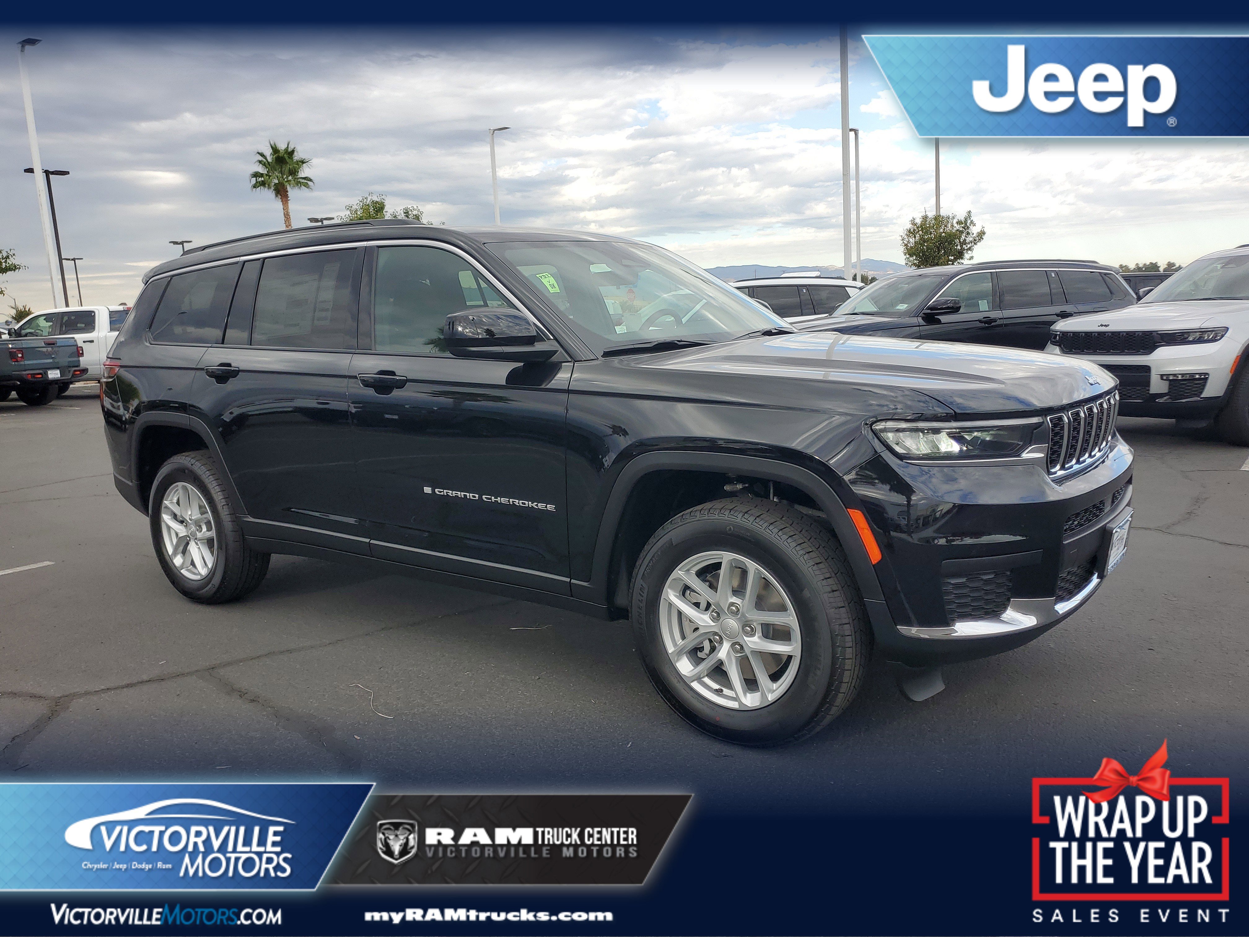 2025 Jeep Grand Cherokee L Laredo's photo