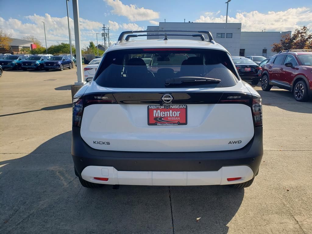 2026 Nissan Kicks SV photo 2