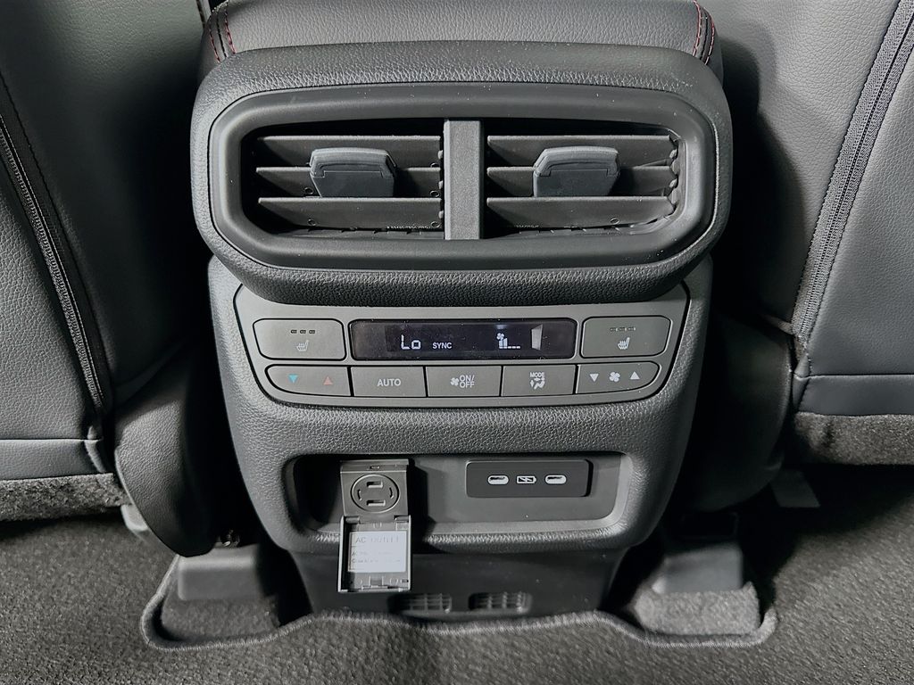 2025 Honda Pilot Black Edition photo 15