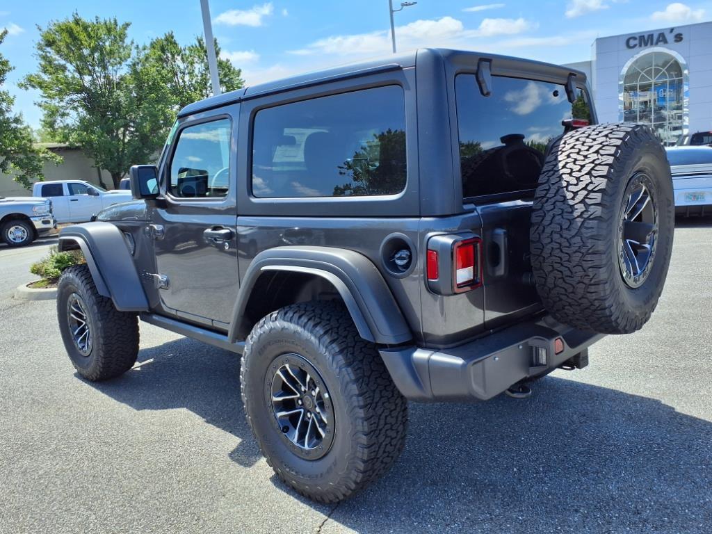 2025 Jeep Wrangler Willys photo 7