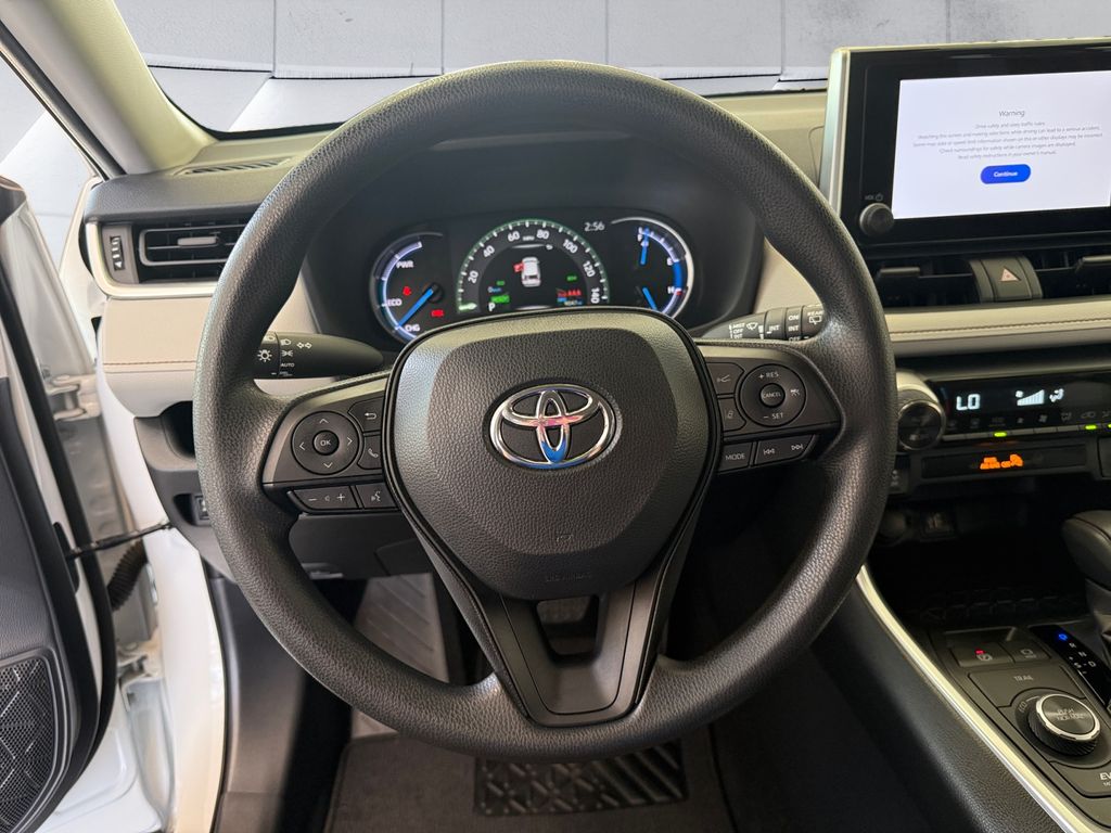 2024 Toyota RAV4 Hybrid XLE photo 7