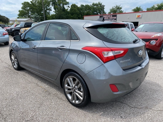2016 Hyundai Elantra GT Base photo 4