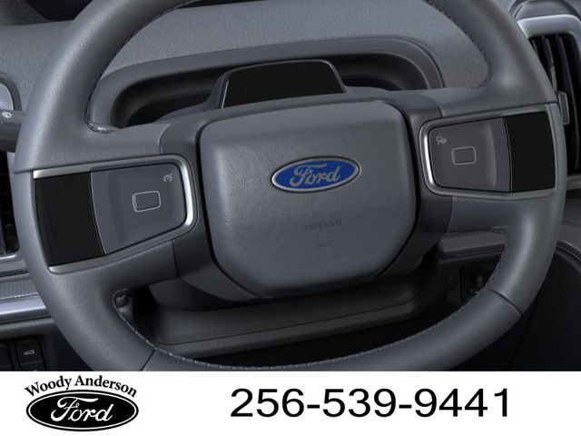 2025 Ford Expedition photo 10