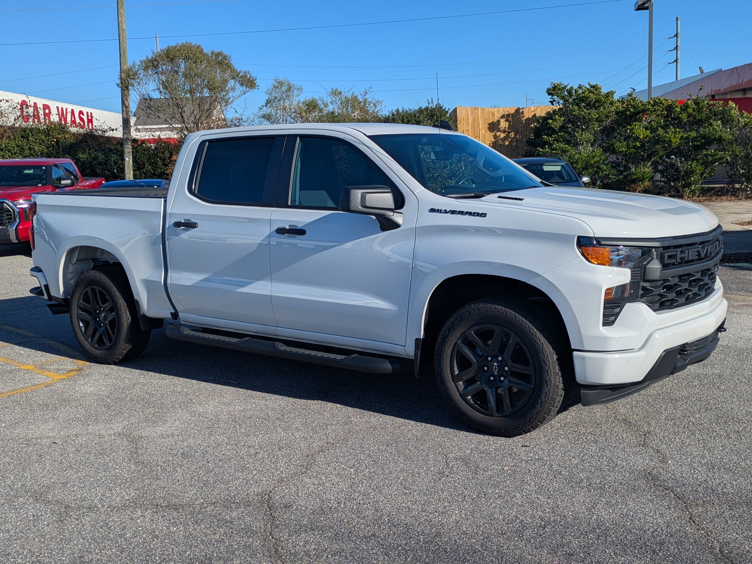 2025 Chevrolet Silverado 1500 Custom photo 2