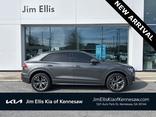 2021 Audi Q8 Premium's photo