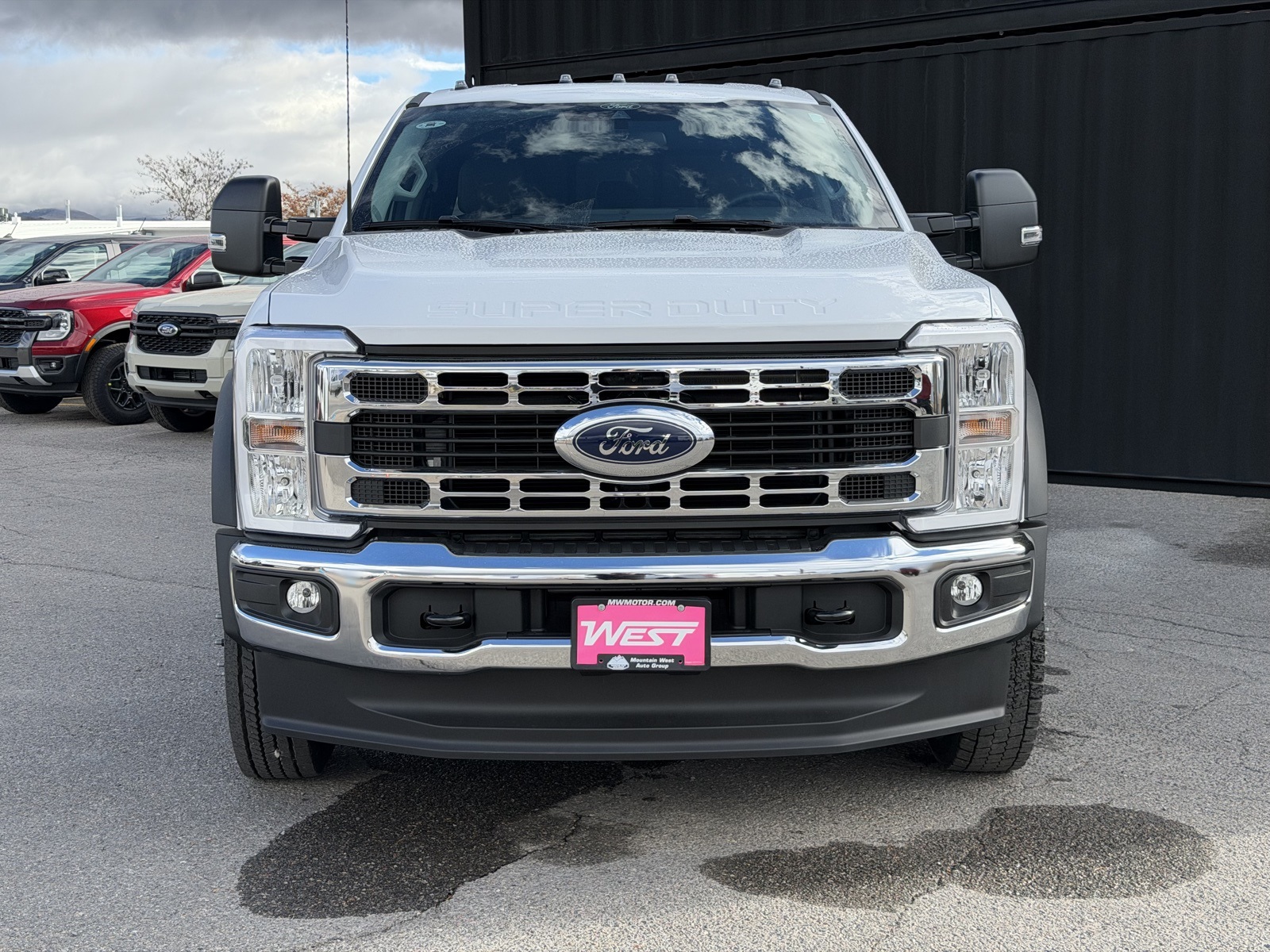 2026 Ford F-550 XL photo 2