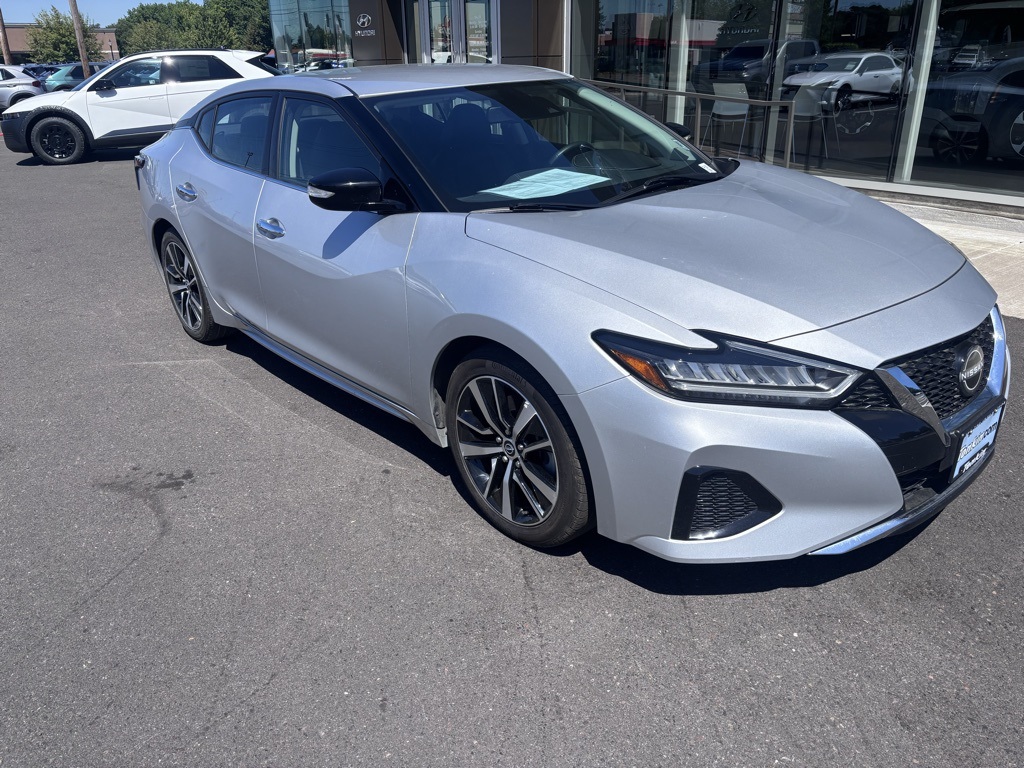 2023 Nissan Maxima SV photo 4