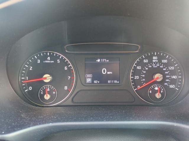 2019 Kia Sorento LX photo 9