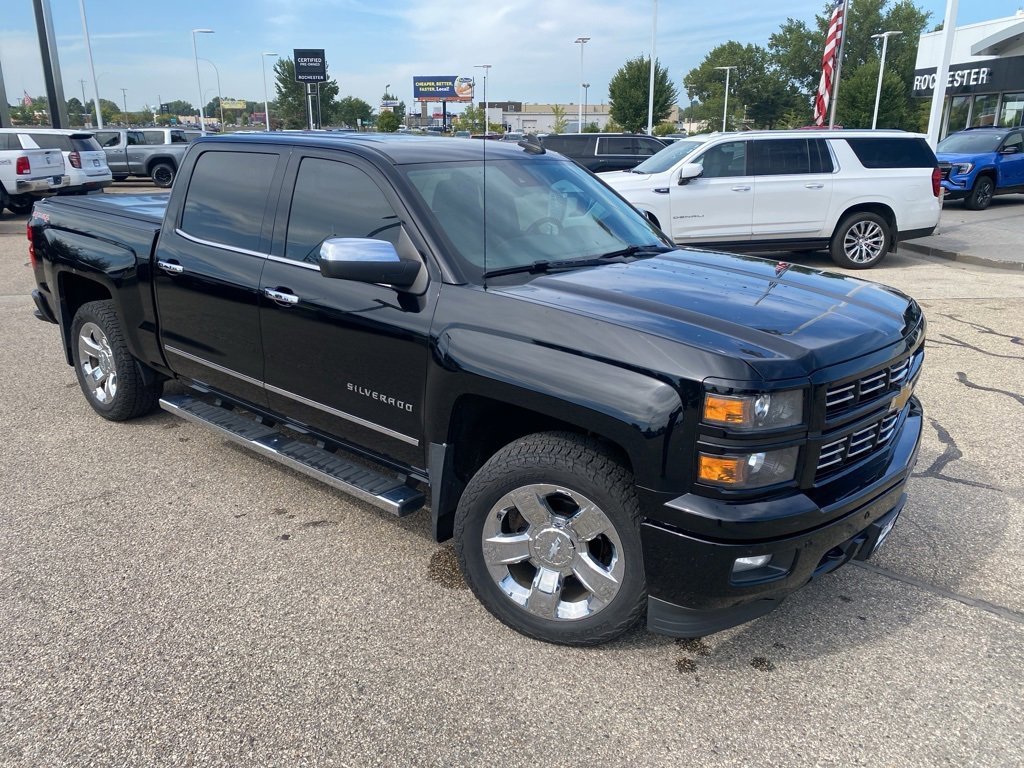 2015 Chevrolet Silverado 1500 LTZ photo 2