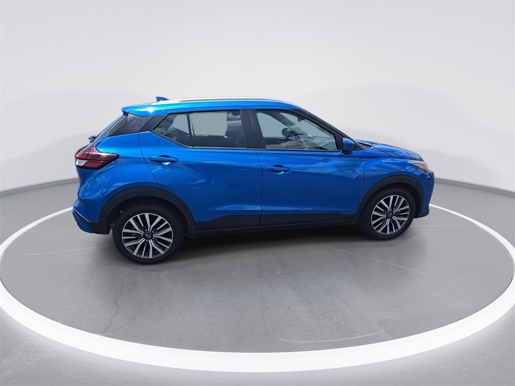 2024 Nissan Kicks SV photo 9