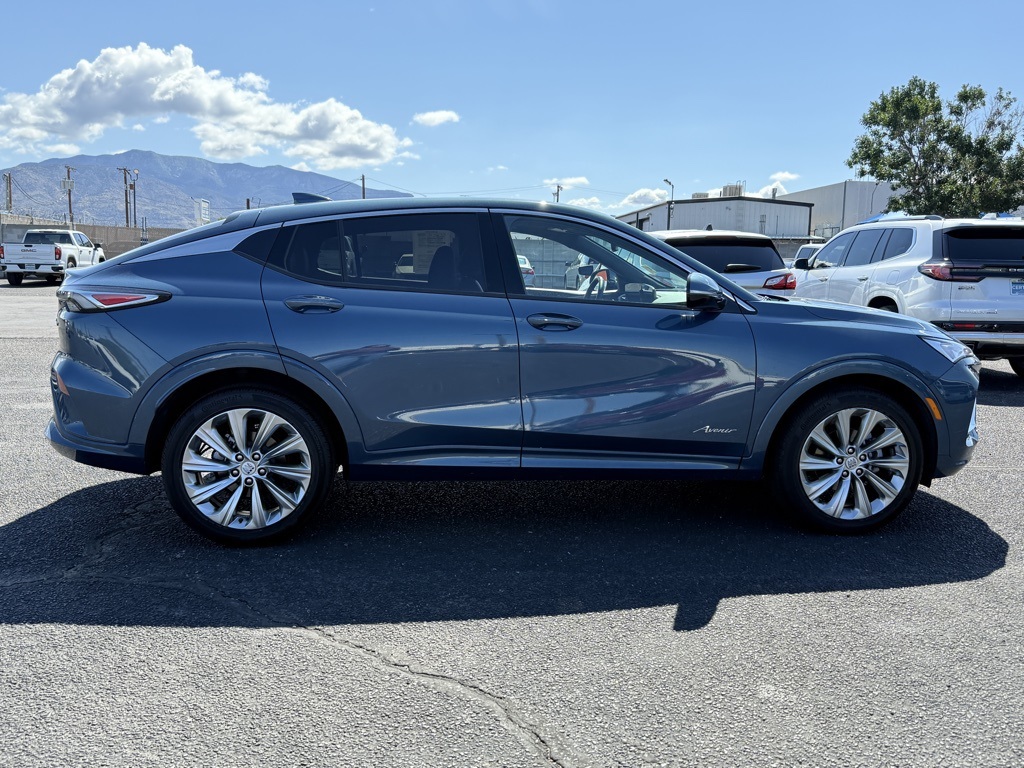 2024 Buick Envista Avenir photo 4
