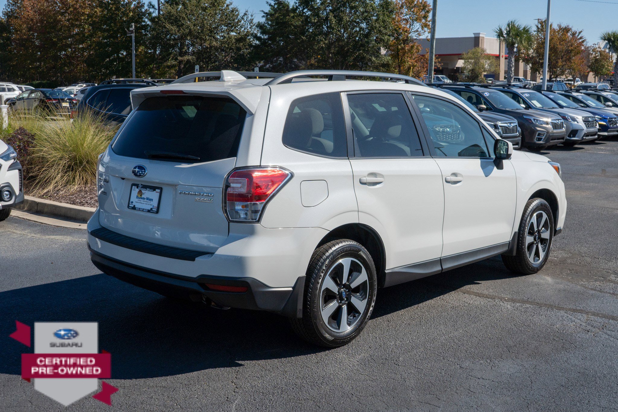 2017 Subaru Forester Premium photo 3