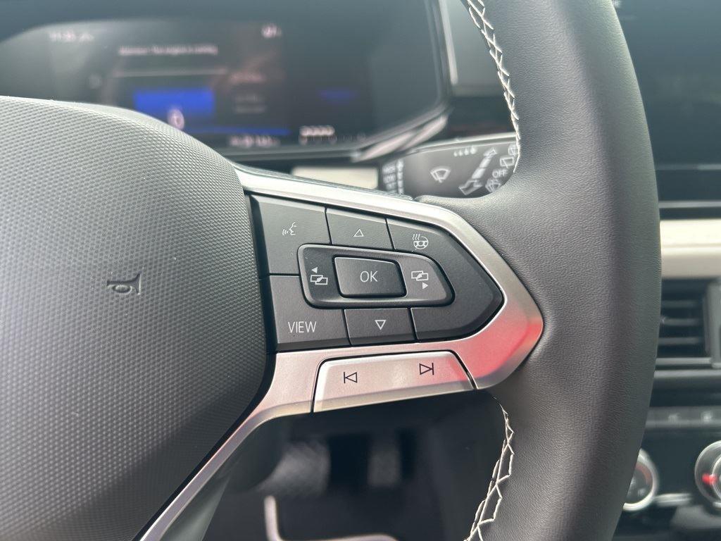 2025 Volkswagen Taos S photo 13