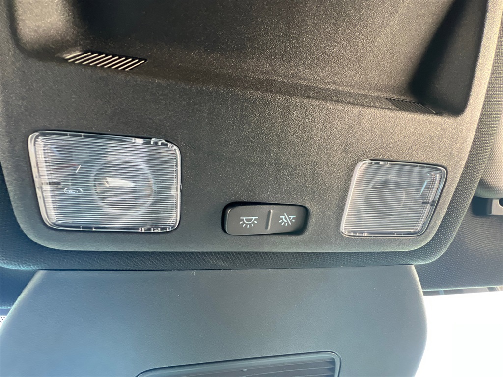 2024 Ford Escape ST-Line photo 25