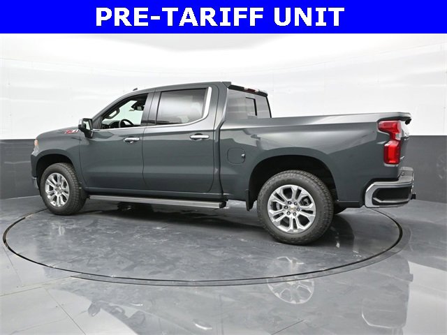 2025 Chevrolet Silverado 1500 LTZ photo 4