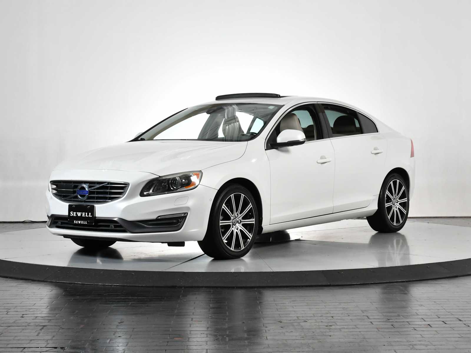 2016 Volvo S60
