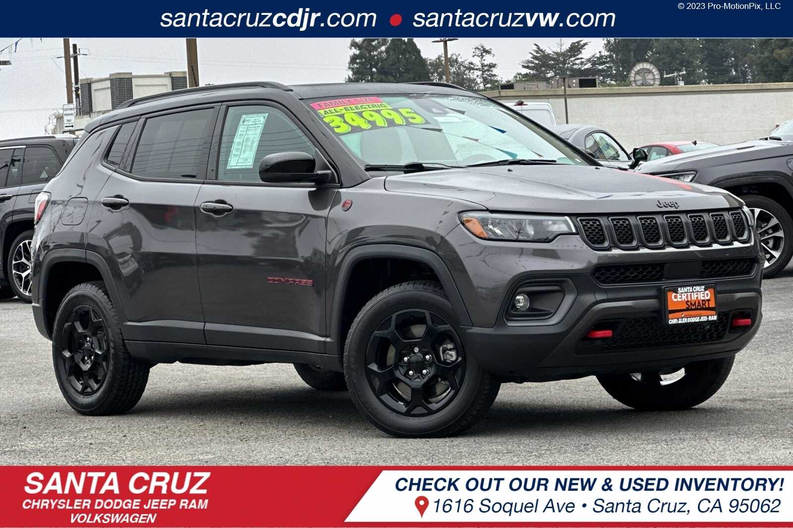 2023 Jeep Compass Trailhawk's photo