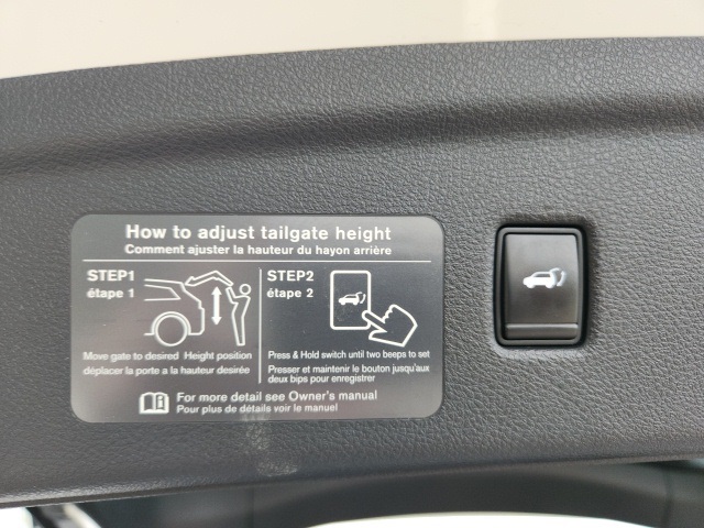 2022 Infiniti QX50 Essential photo 31