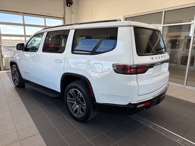 2024 Jeep Wagoneer Series II photo 3