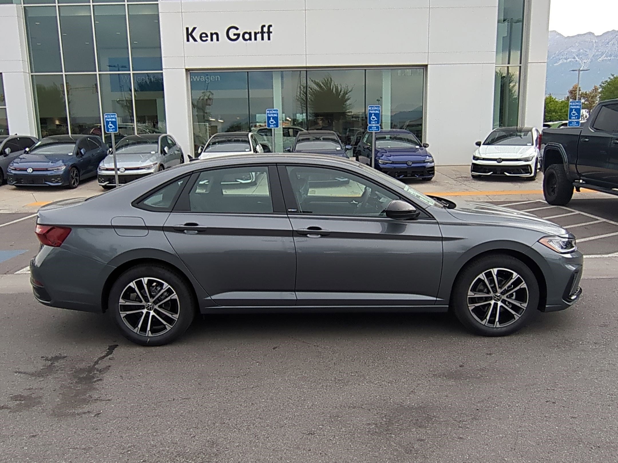 2025 Volkswagen Jetta Sport photo 2