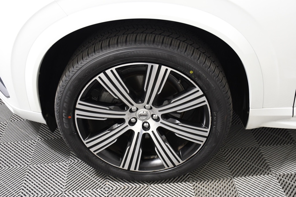 2020 Volvo XC90 T6 Inscription photo 10