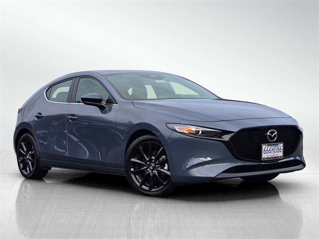 2025 Mazda Mazda3 Carbon Edition's photo