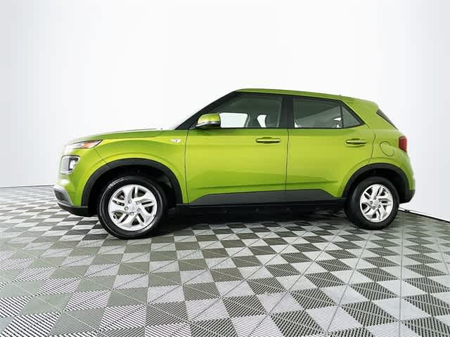 2023 Hyundai Venue SE photo 4