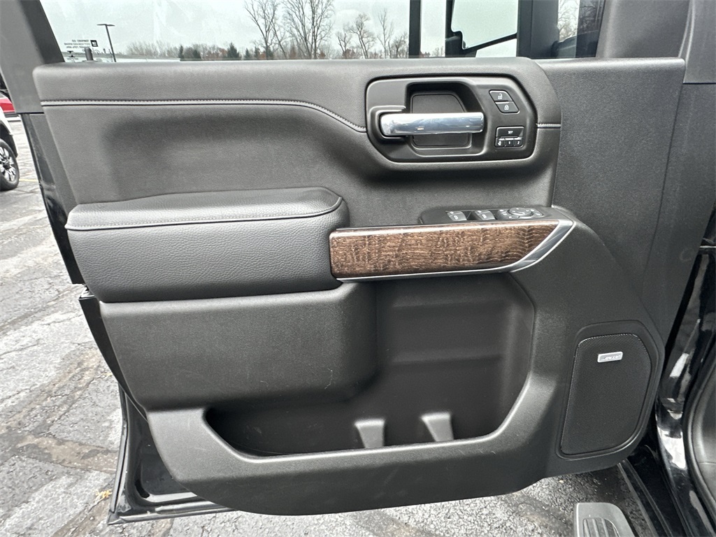 2022 GMC SIERRA HD - Image 19