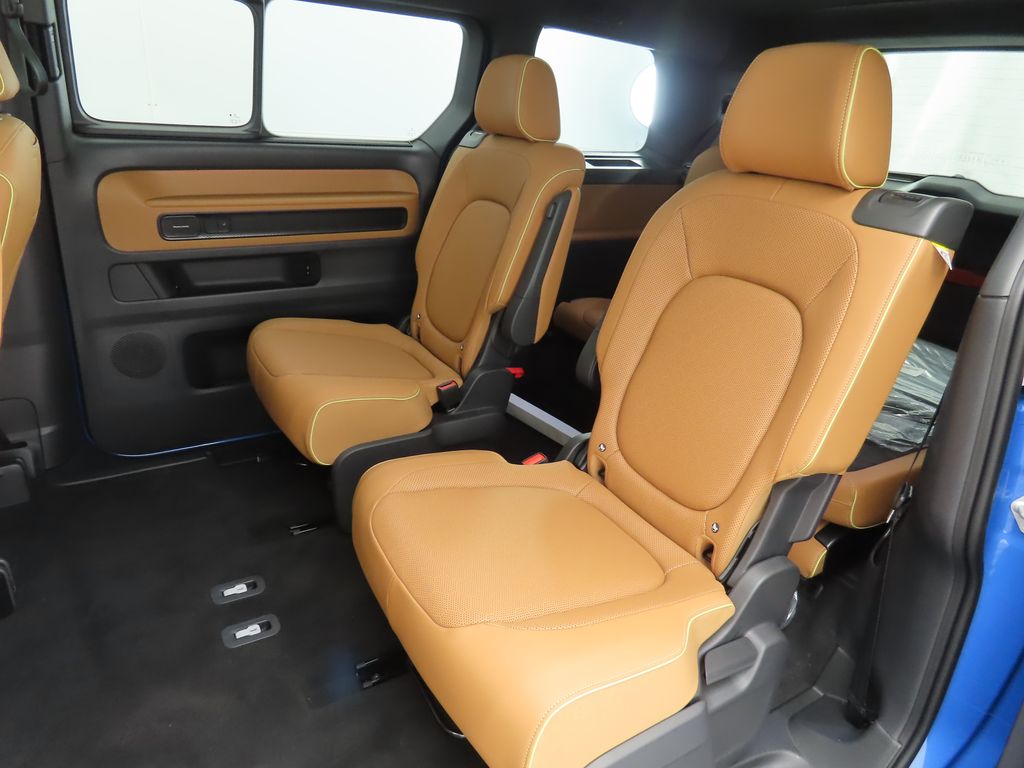 2025 Volkswagen ID. Buzz Pro Plus photo 20