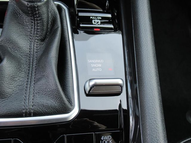 2025 Jeep Compass Latitude photo 24