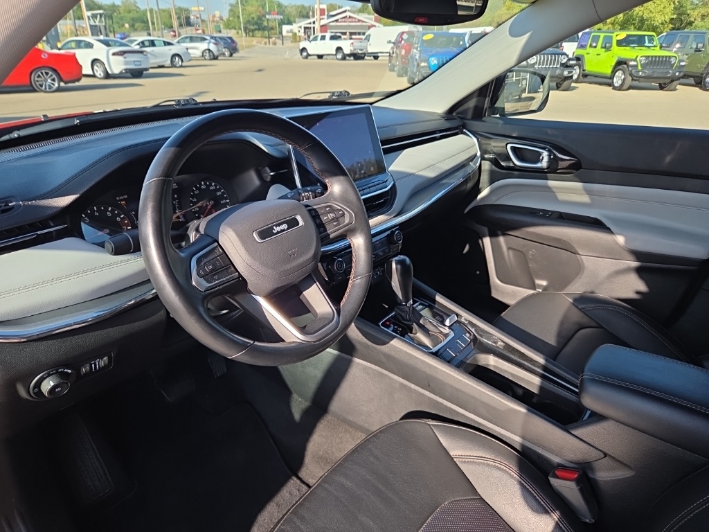 2022 Jeep Compass Limited photo 8