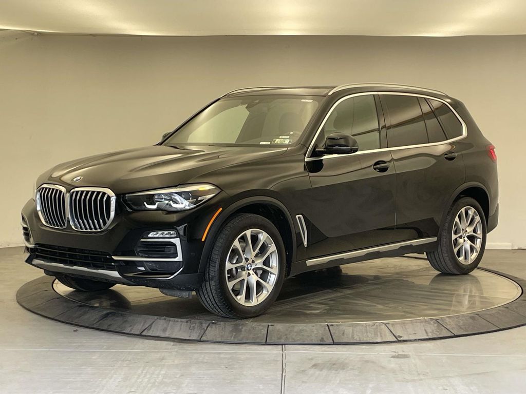 2021 BMW X5 40i's photo