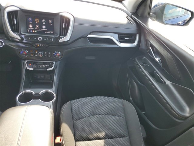 2022 Gmc Terrain SLE photo 21