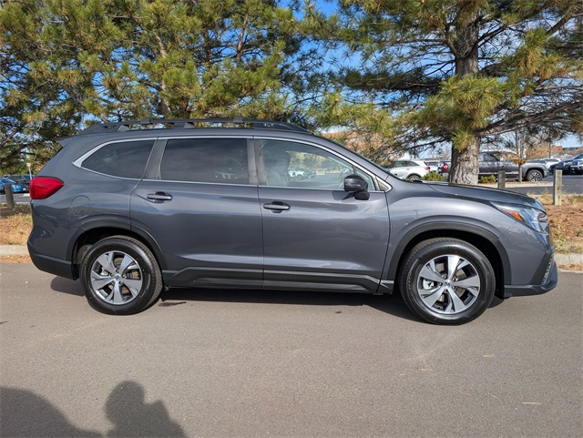 2023 Subaru Ascent Premium photo 2