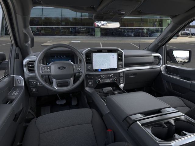 2025 Ford F-150 XLT photo 9