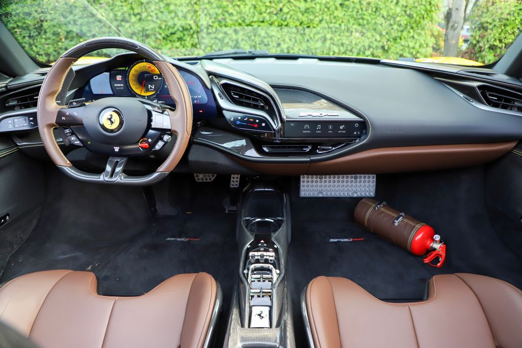 2023 Ferrari SF90 Spider photo 2