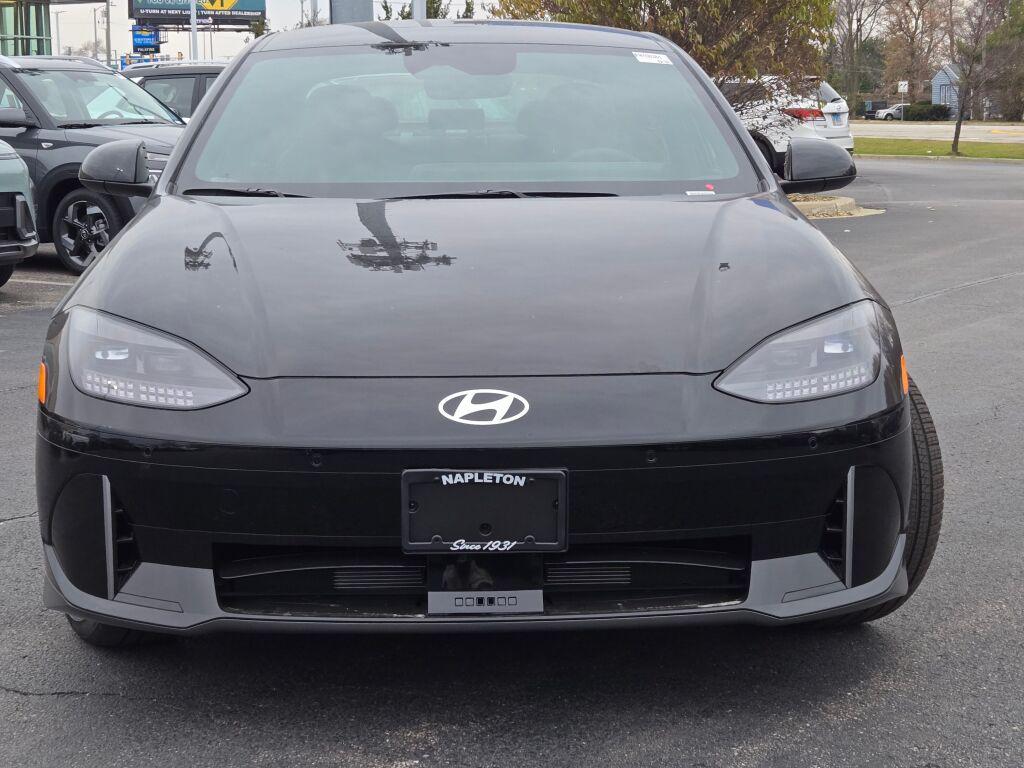 2025 Hyundai Ioniq 6 SEL photo 4