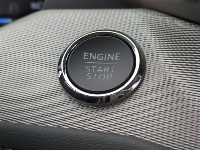 2025 Ford Explorer photo 24