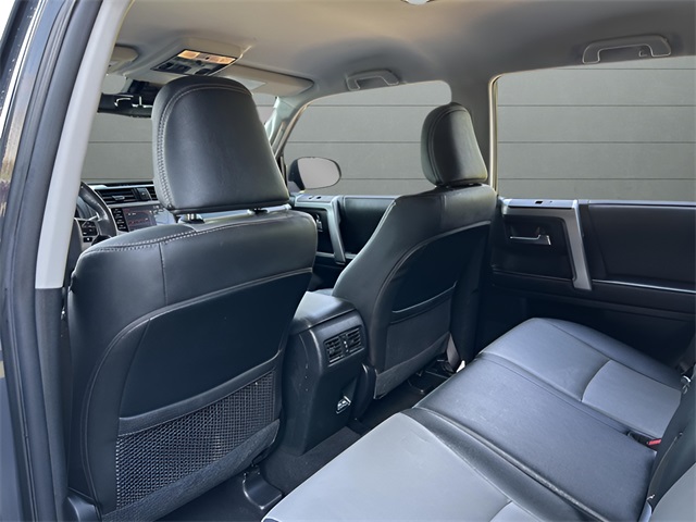 2024 Toyota 4Runner SR5 Premium photo 18