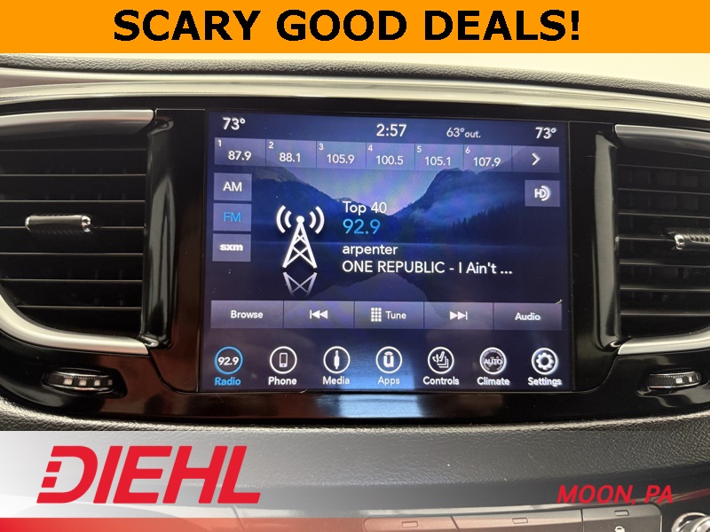 2018 Chrysler Pacifica Touring L photo 32