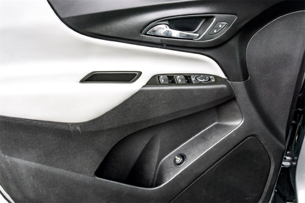2024 Chevrolet Equinox LT photo 10