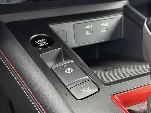 2025 Nissan Kicks SR photo 27