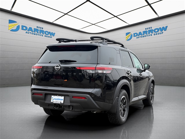 2025 Nissan Pathfinder Rock Creek photo 3
