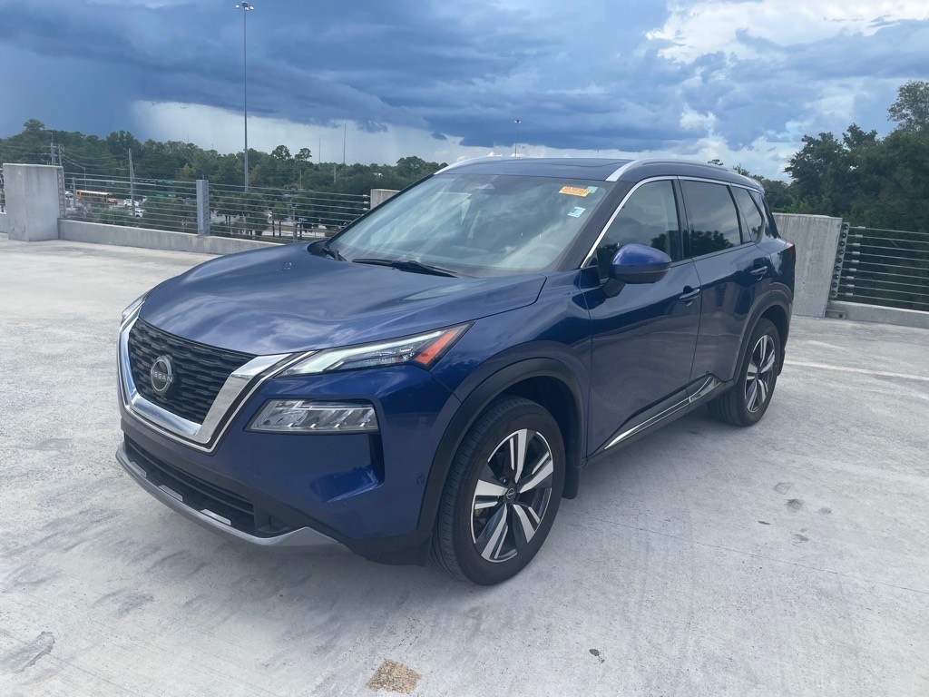 2023 Nissan Rogue SL photo 2