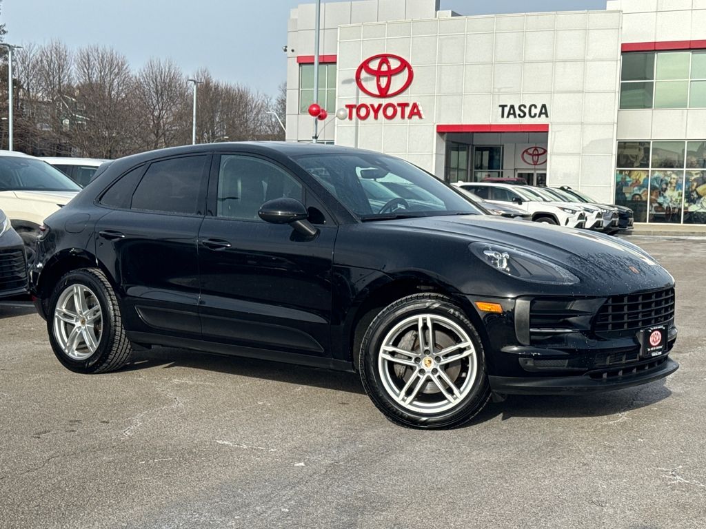 2019 Porsche Macan Base's photo