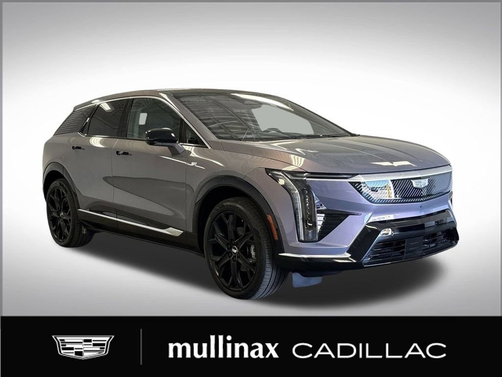 2025 Cadillac OPTIQ Luxury 1's photo