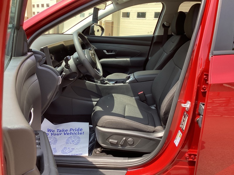 2025 Hyundai Tucson SEL photo 24