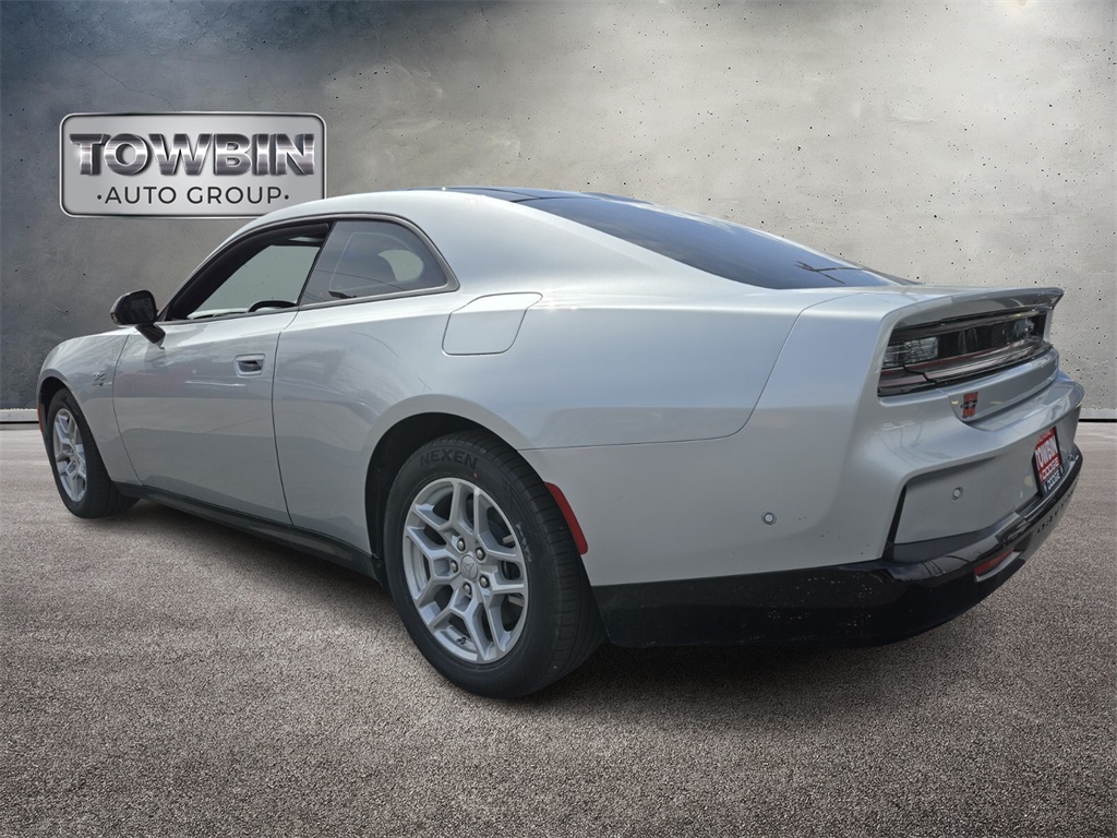 2025 Dodge Charger R/T photo 4